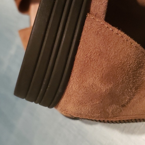 Eileen Fisher Carver Sport Soft Tan Suede Shoes Size 7.5 - Picture 9 of 14